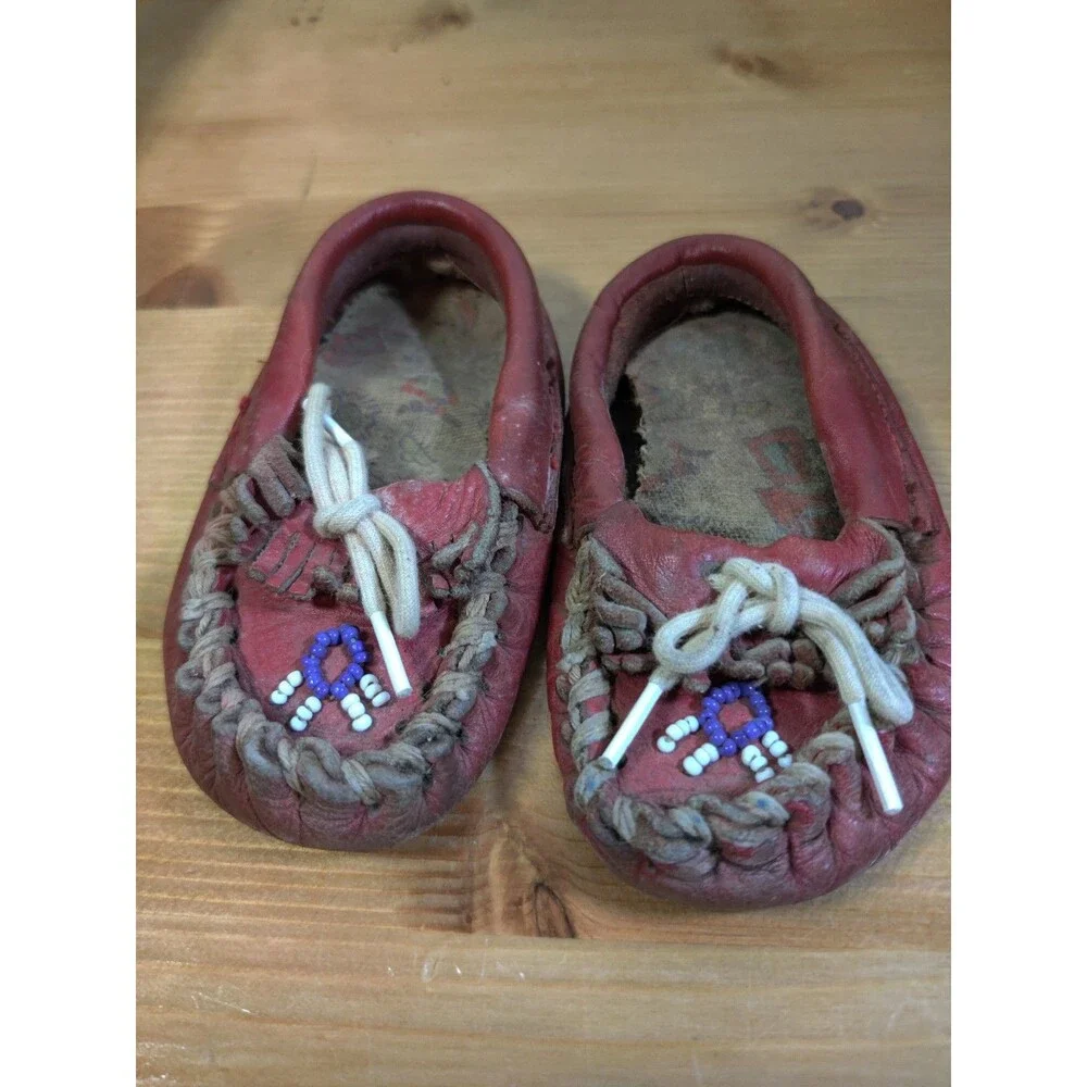 Vintage NATIVE AMERICAN Red CHILD'S Beaded MOCCASINS For Display Only READ